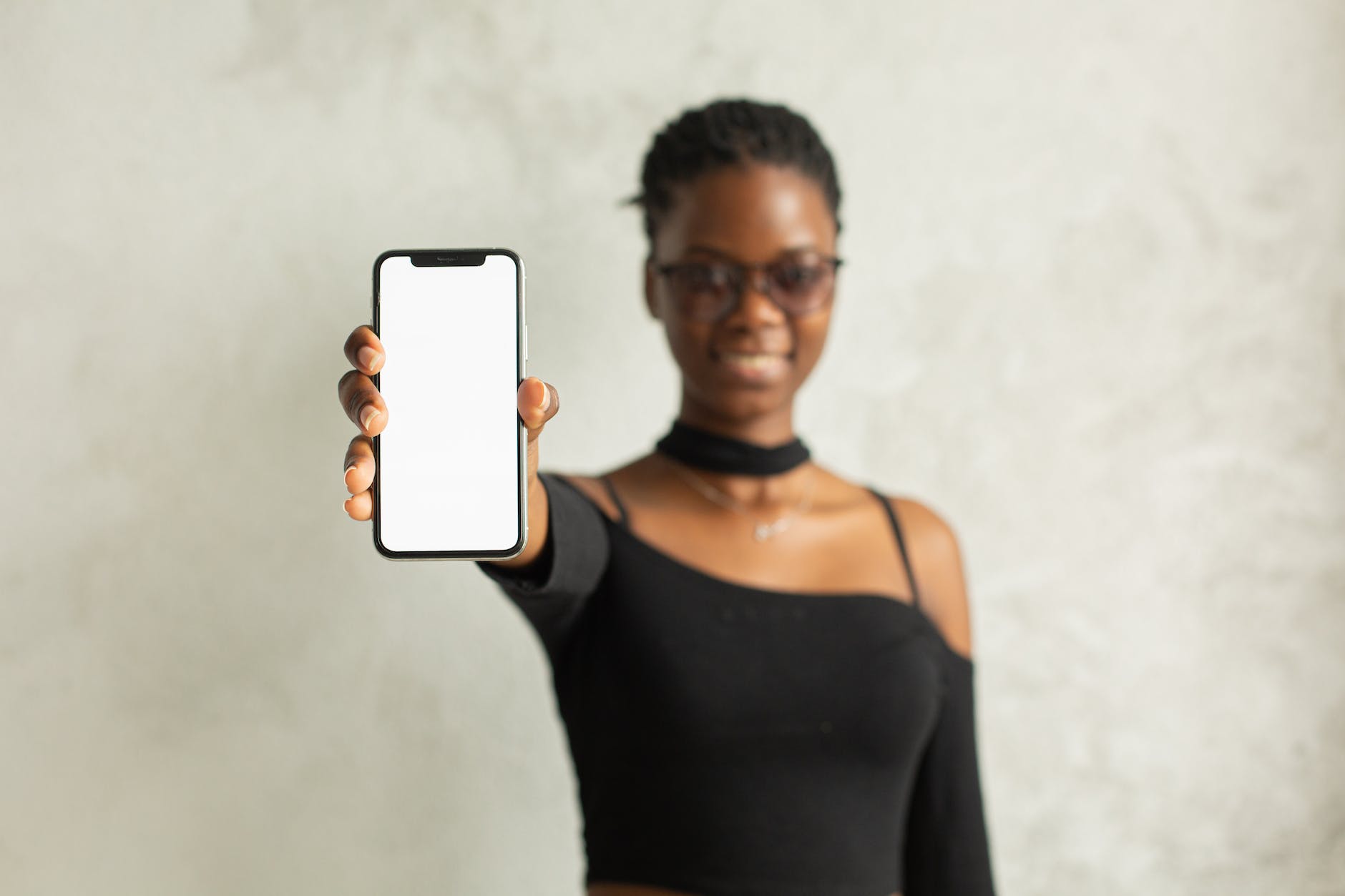 Kostenloses Stock Foto zu afroamerikaner-frau, aktie, beförderung